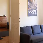 Big Apt In The Center With Balcony & Ac